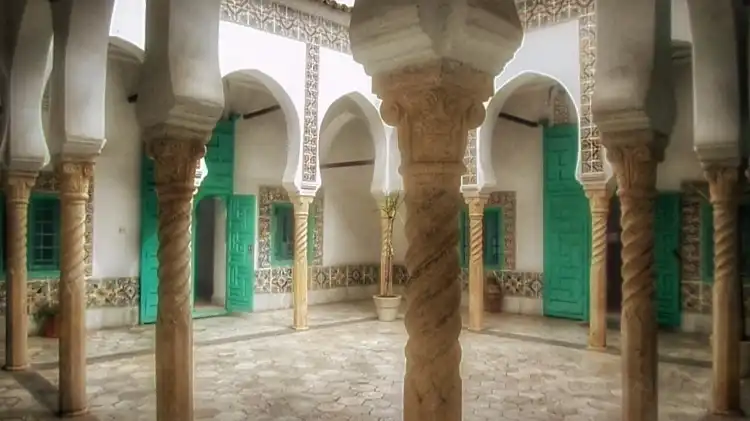 Hotels in der Nähe von Abdul Latif House