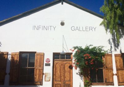 Infinite Gallery