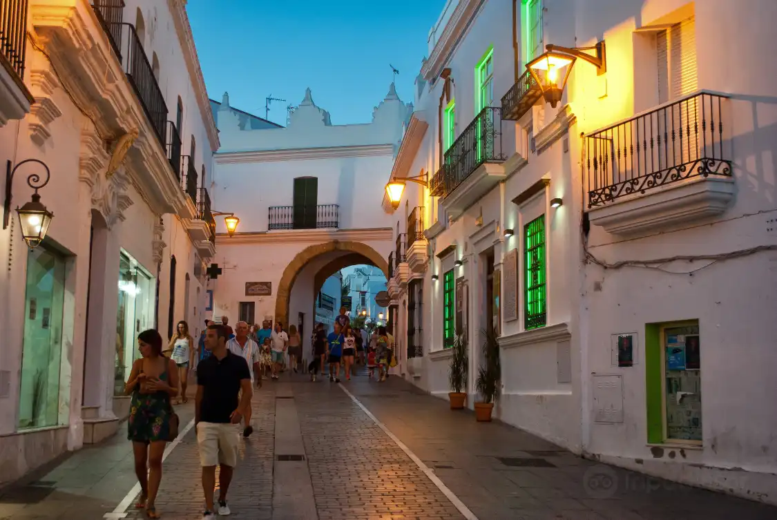 Hotels near Arco de La Villa
