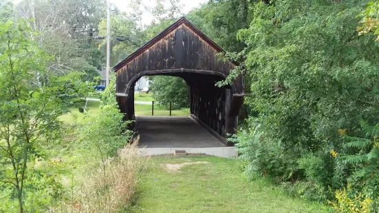 Eureka Schoolhouse and Baltimore Covered Bridge