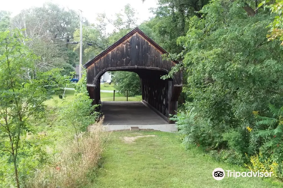 Eureka Schoolhouse and Baltimore Covered Bridge