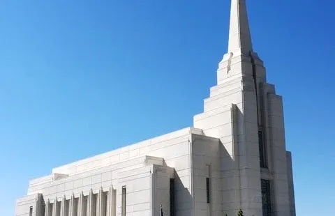 アイダホ州 レックスバーグ・モルモン教会堂