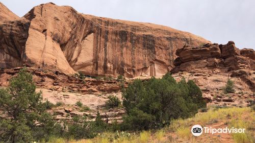 Grandstaff Canyon Trail