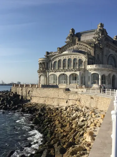 The Touristic Port