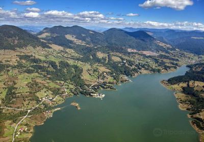 Colibita Lake