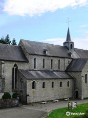 Église abbatiale Saint-Pierre d'Hastière