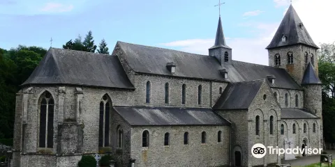 Eglise Abbatiale d'Hastiere