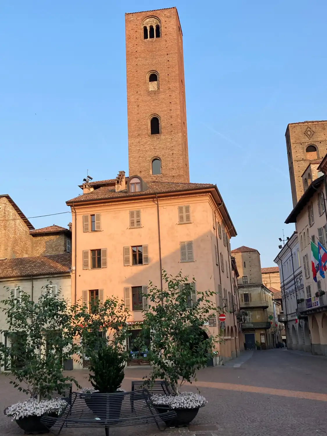 Hotel in zona le Cento Torri Medioevali