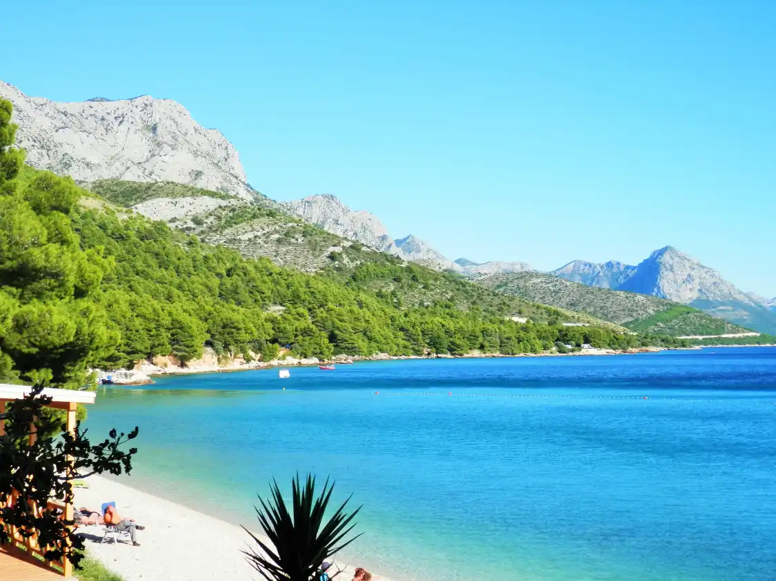 Hotels near Dole Camp Beach