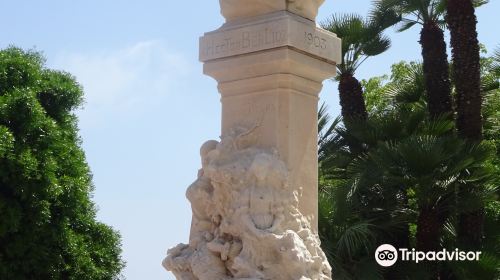 Hector Berlioz Statue