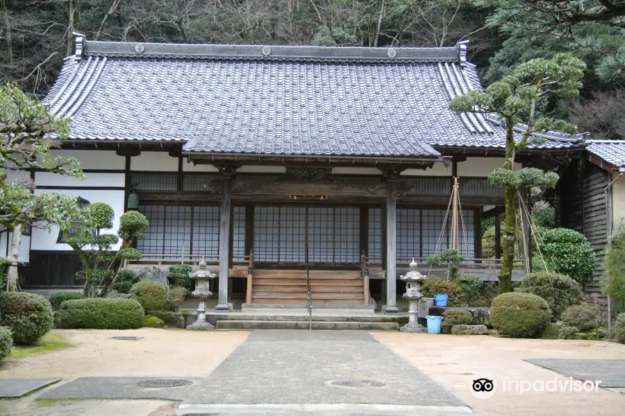 Rensho-ji Temple