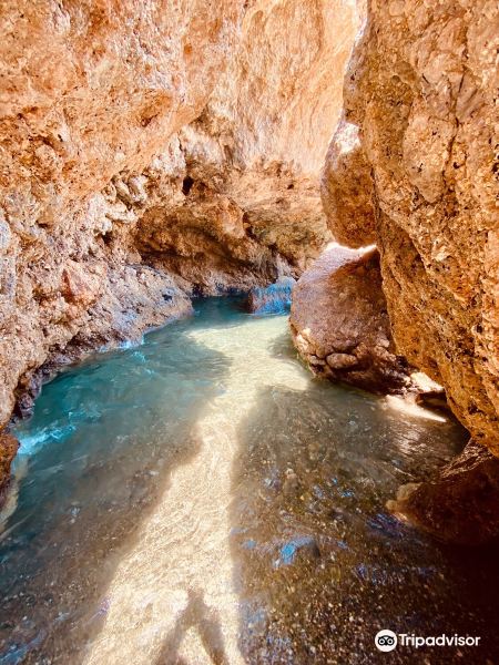 West Palm Beach to Kithira Flights