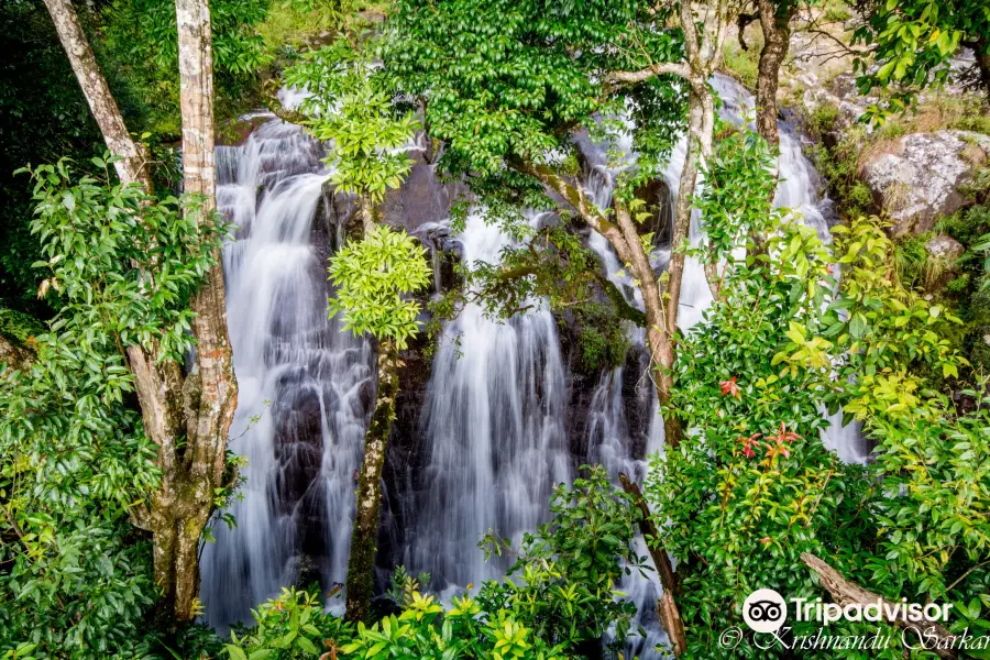 Tyrshi Falls