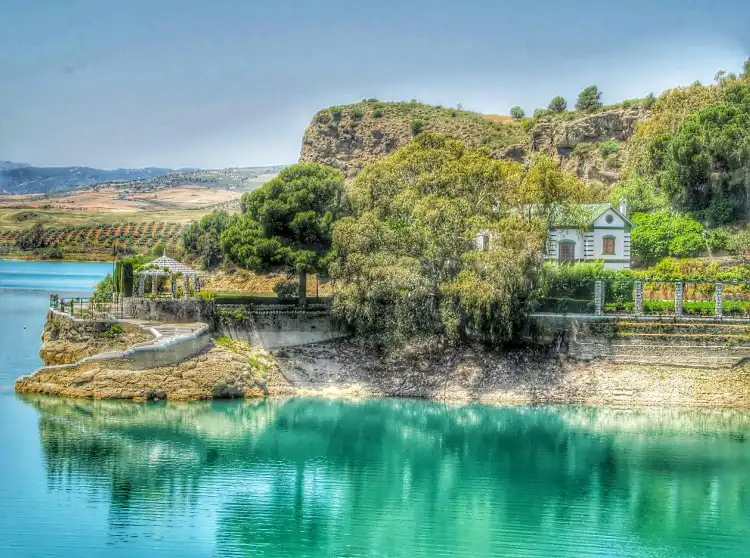 Hotels in Guadalteba