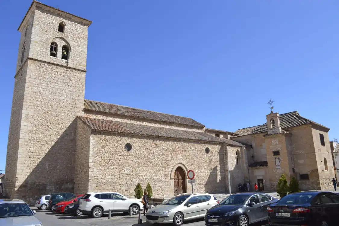 Hotels near Iglesia de Santiago