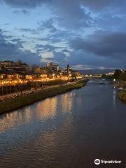 Shijo Bridge