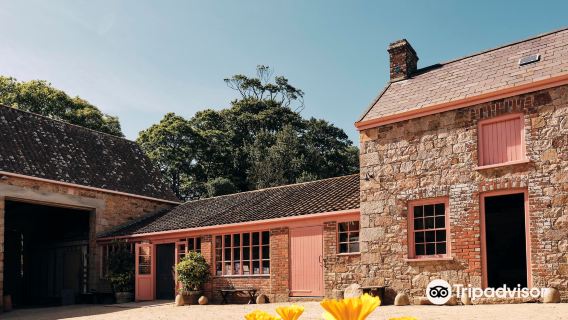 Hamptonne Country Life Museum