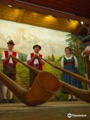 Tyrolean Evenings in Innsbruck  with the Gundolf Family