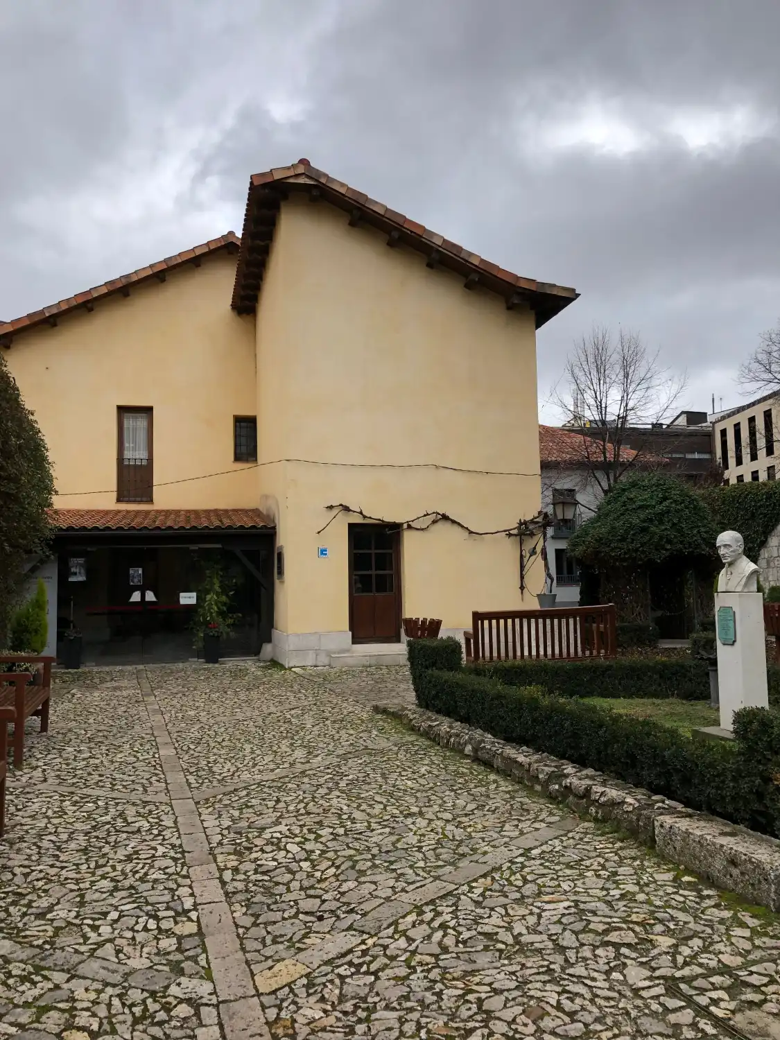 Hotel in zona Casa Museo José Zorrilla