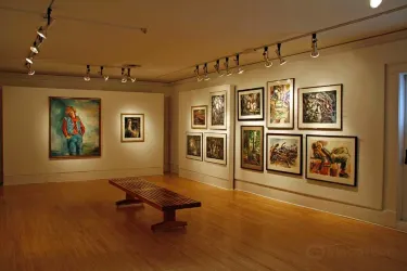 Glenhyrst Art Gallery of Brant فنادق في Brantford