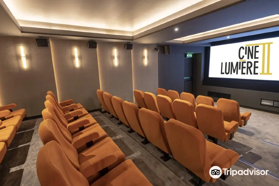 Cine Lumiere