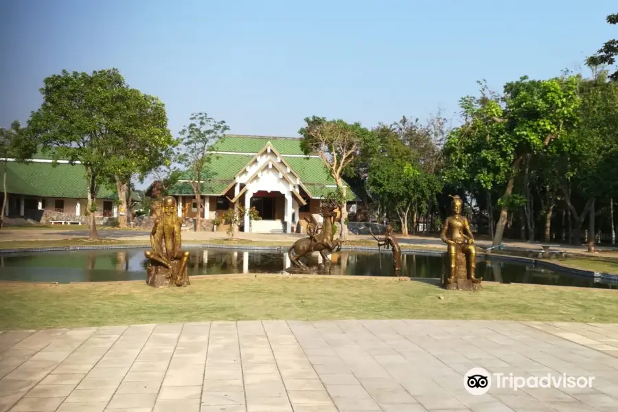 Sunthorn Phu Monument