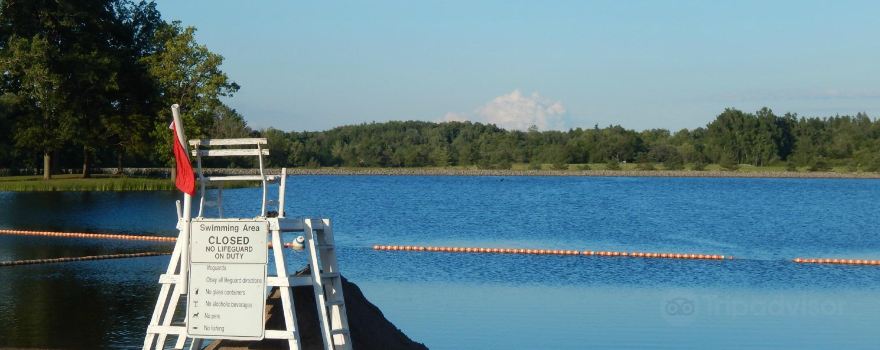 Darien Lakes State Park