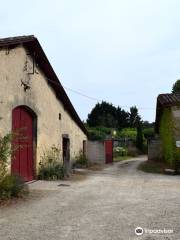 Domaine De Perreau