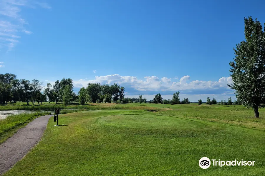 Dakota Winds Golf Course