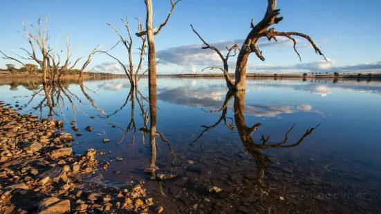 Cairn Curran Reservoir