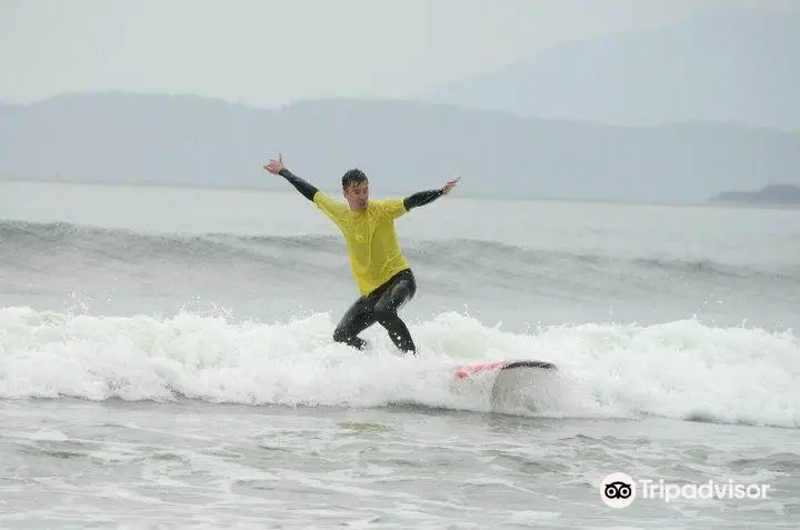 Tofino Surf School