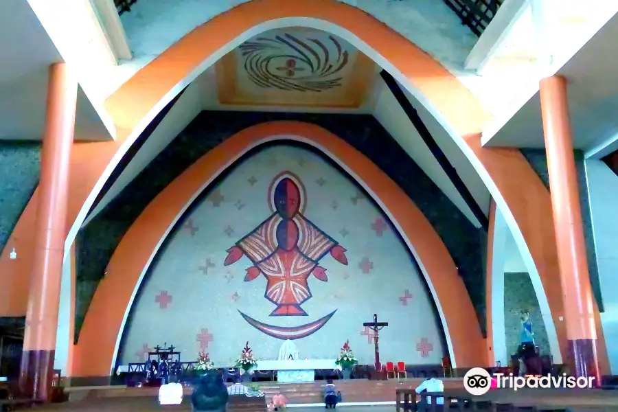 cathedrale de la paix, North 10, Yaundé, Camerún