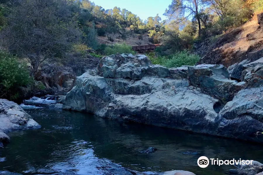 Hidden Falls Regional Park