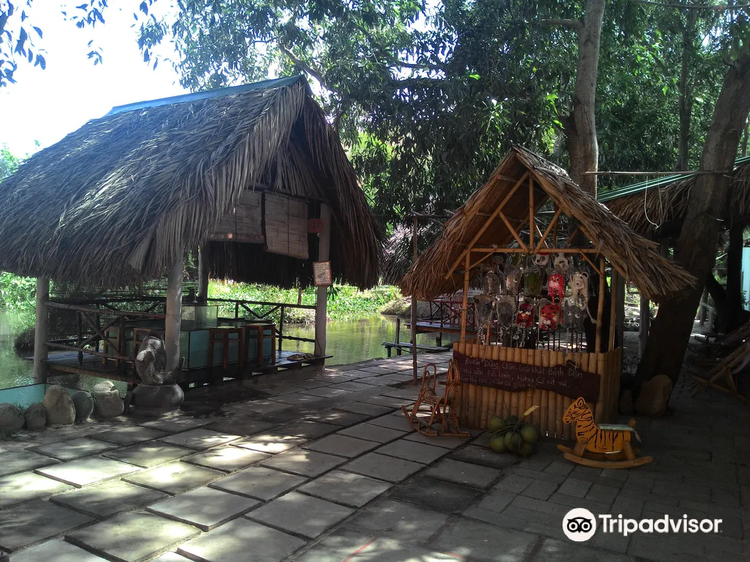 3_Vita Garden Mini-Zoo