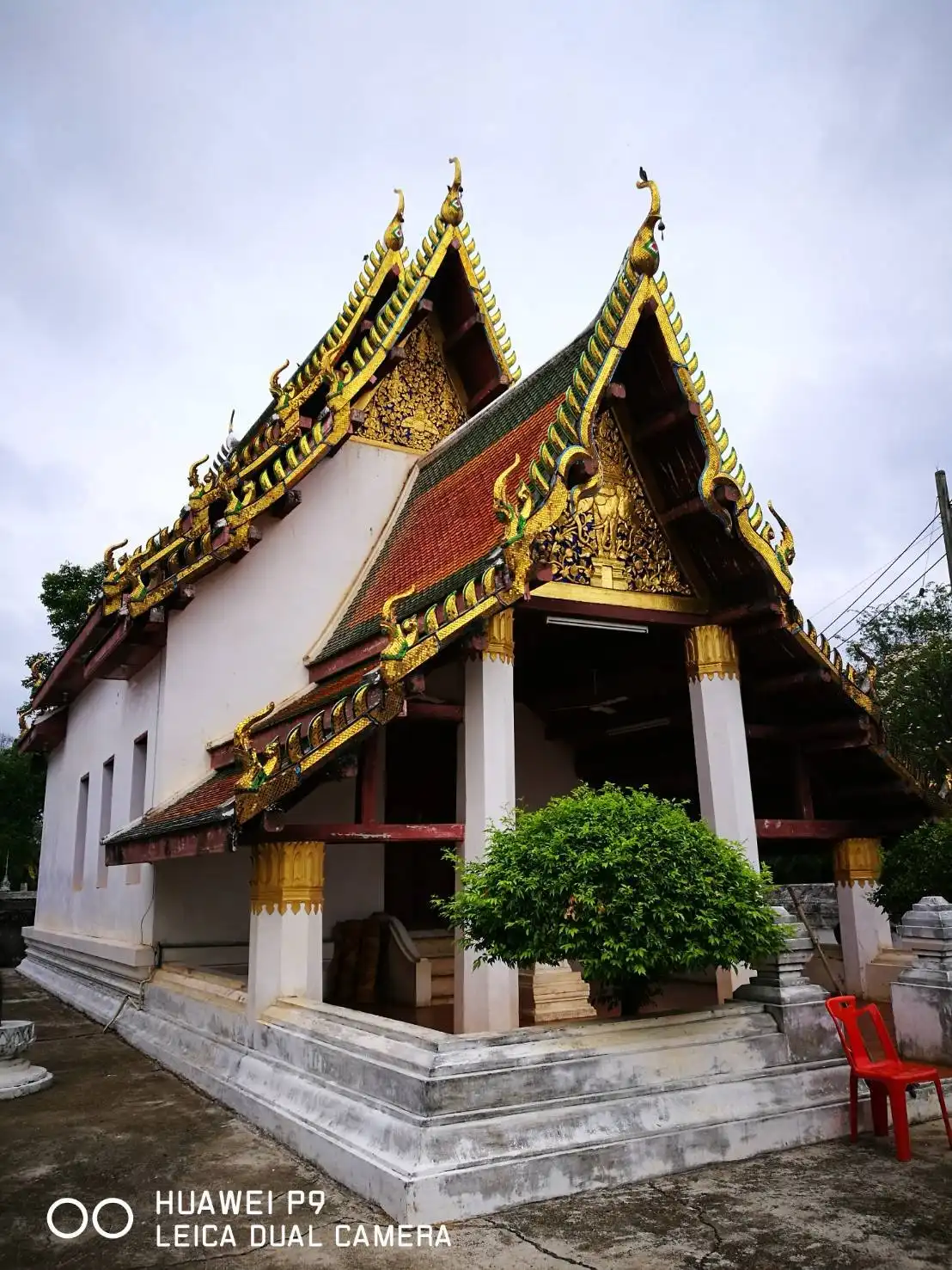Hoteles cerca de Wat Phra Brommathat Thung Yang