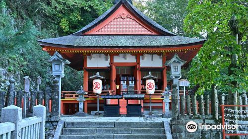 嚴魂神社