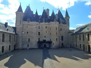 Château de Jumilhac and gardens