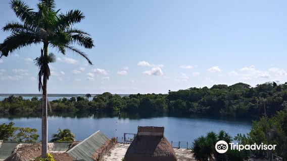 Cenote Azul