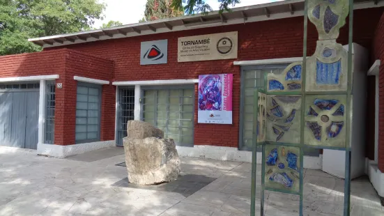 Museo Julian Tornambe U.N.S.J.