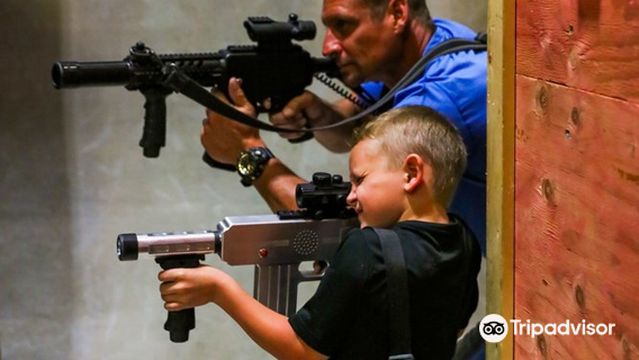 Battle House Laser Tag - Waukesha