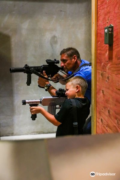 Battle House Laser Tag - Waukesha