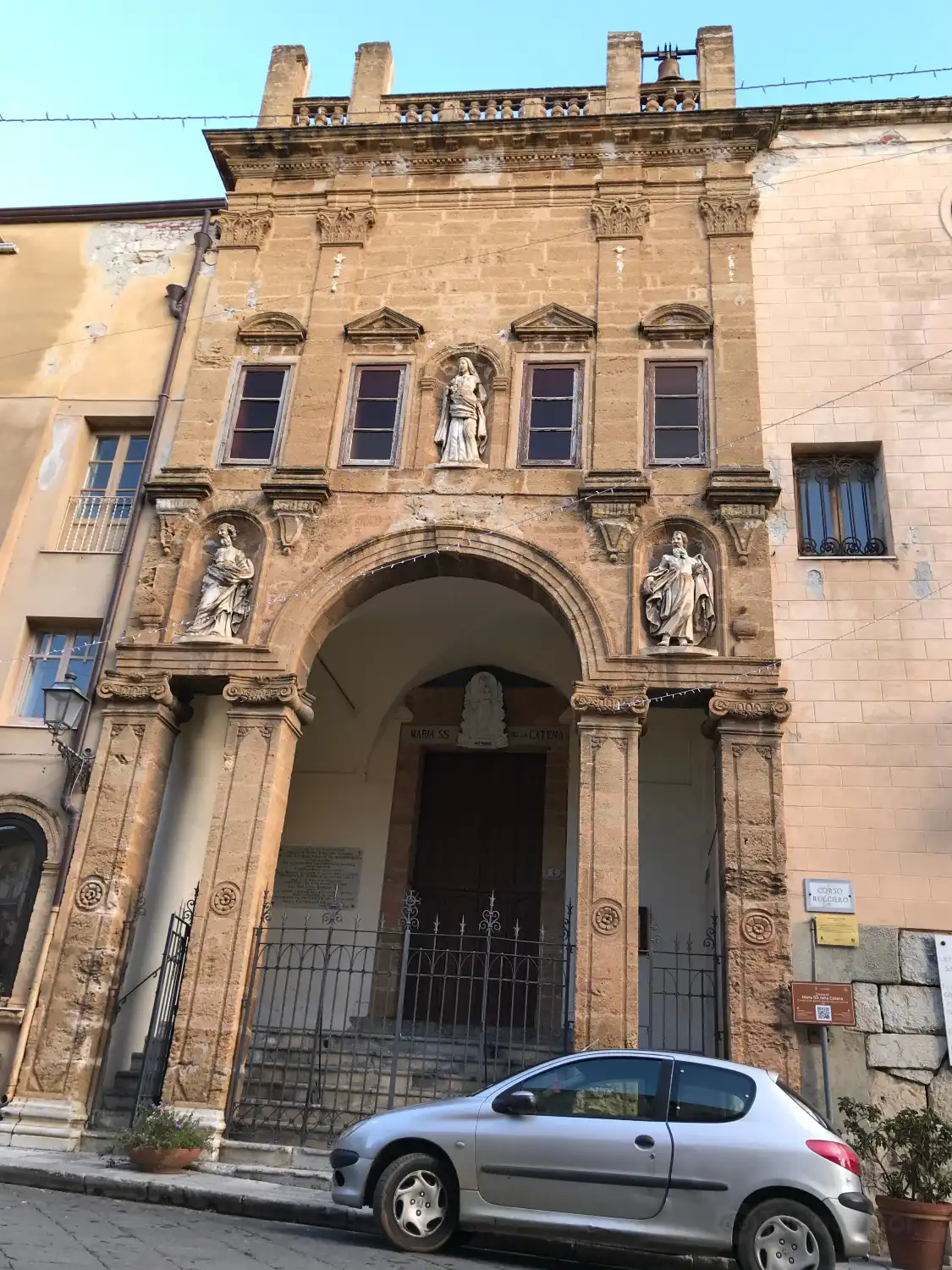 Hotel in zona Chiesa di Santa Maria al Borgo