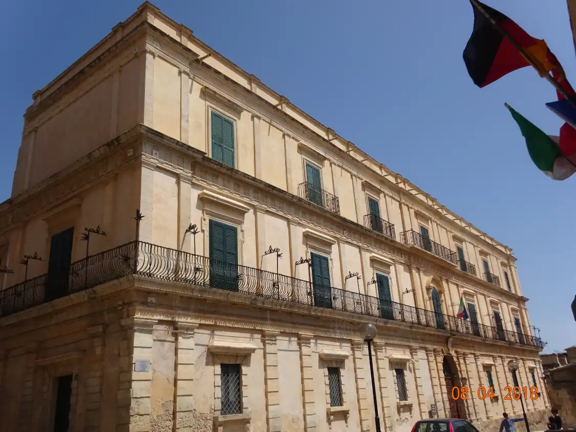 Hotels near Palazzo Impellizzeri di San Giacomo - Archivio di Stato