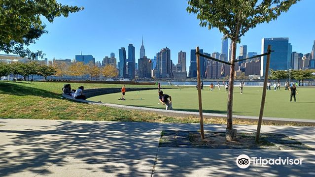 Hunter's Point South Park