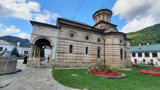 科濟亞修道院