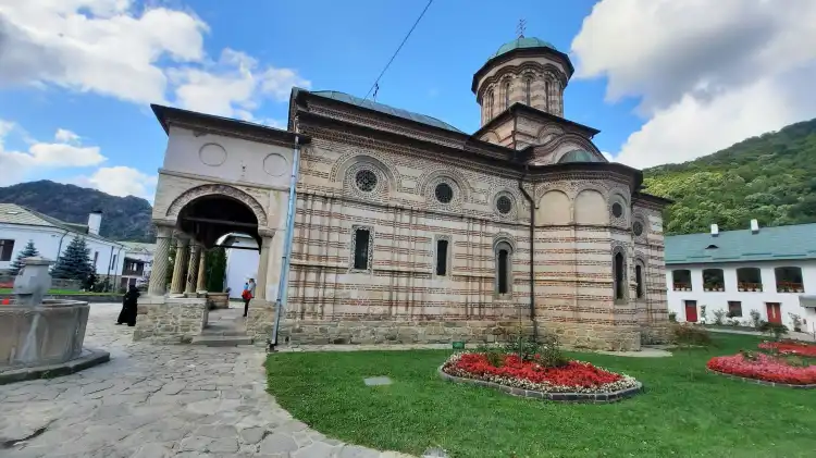 Hotel di Calimanesti