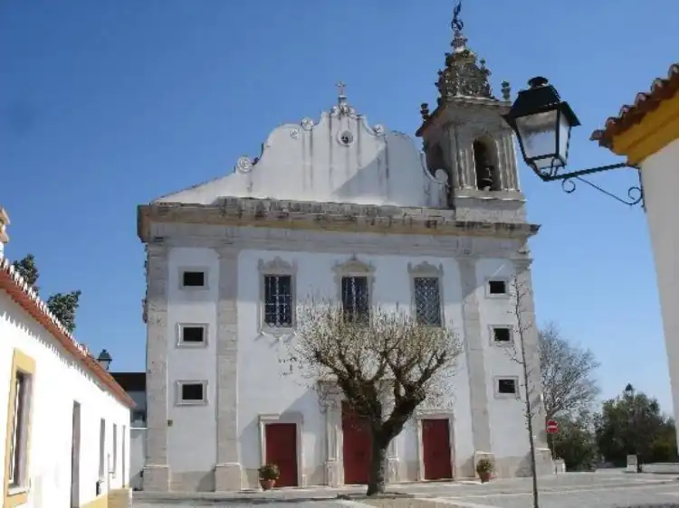 Hotels in Constancia