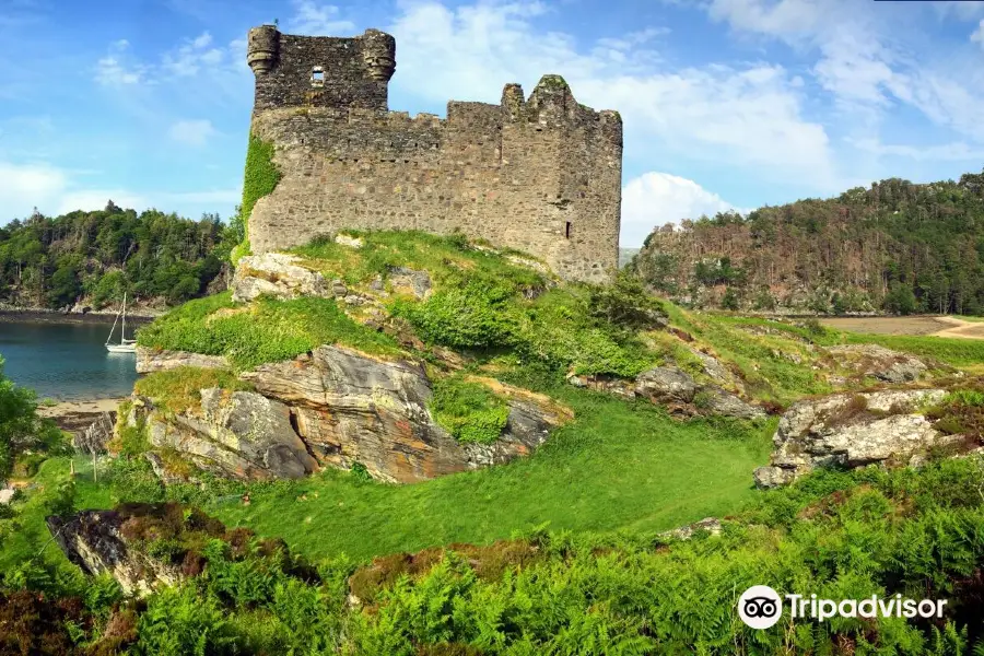 Tioram Castle