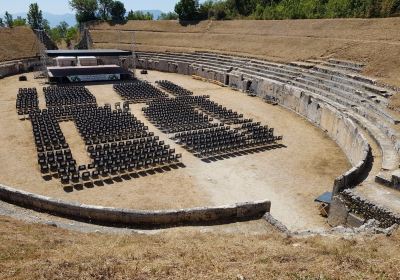 Amphitheater Alba Fucens