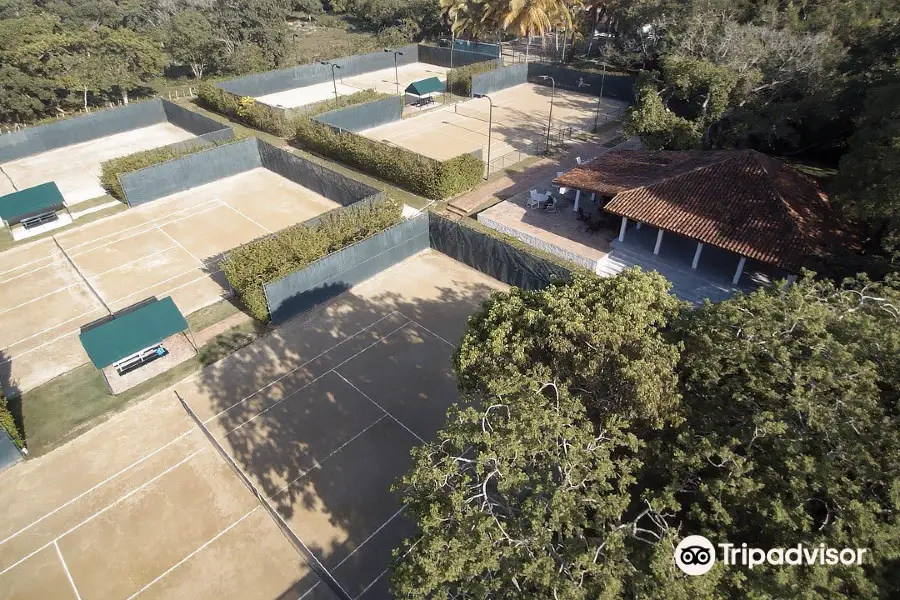 Sea Horse Ranch Tennis Club